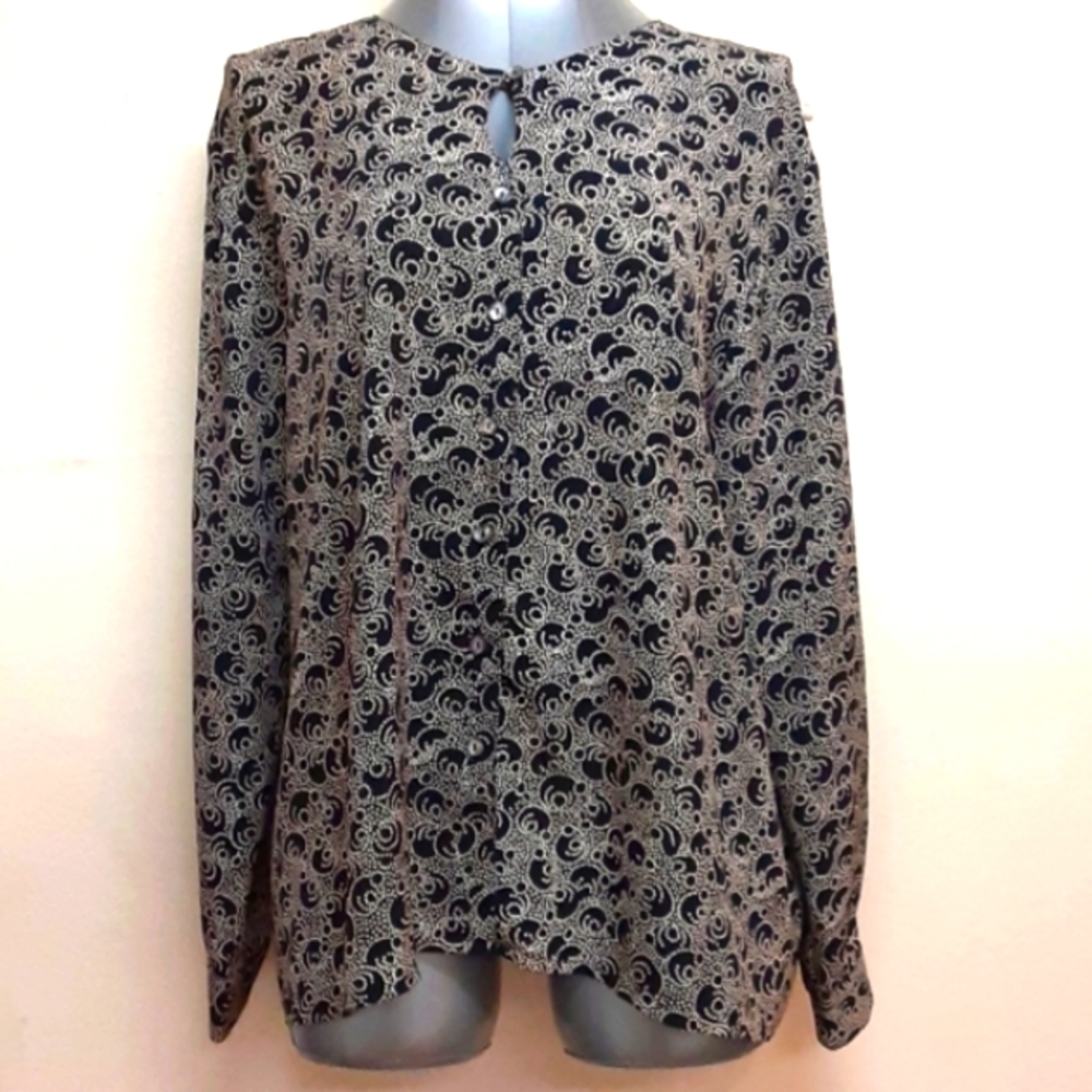 Stylish Black and Cream Patterned Blouse